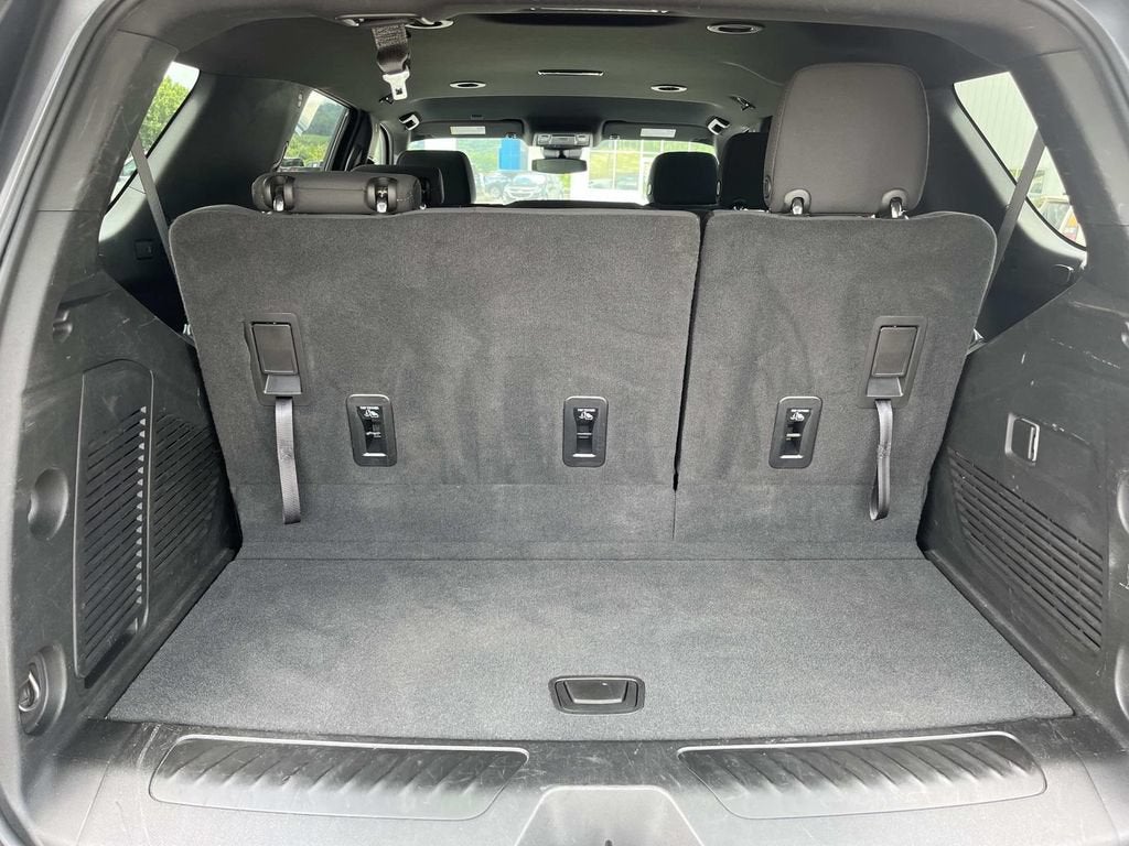2023 Chevrolet Tahoe LS