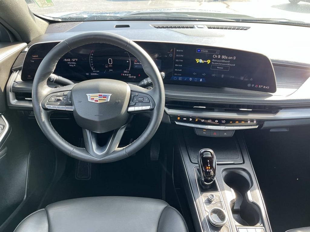 2025 Cadillac XT4 Premium Luxury