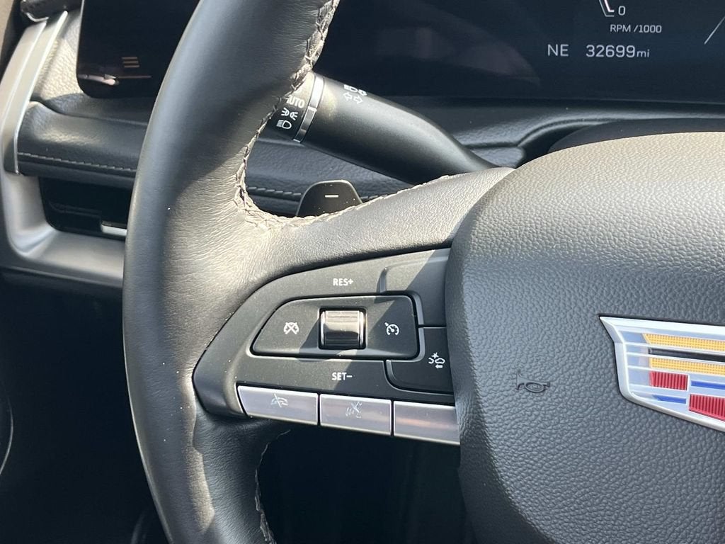2025 Cadillac XT4 Premium Luxury