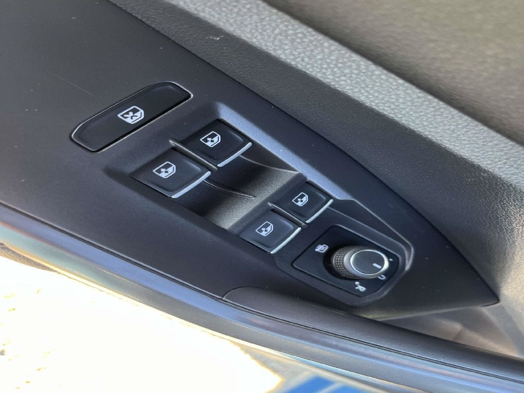 2025 Volkswagen Jetta S
